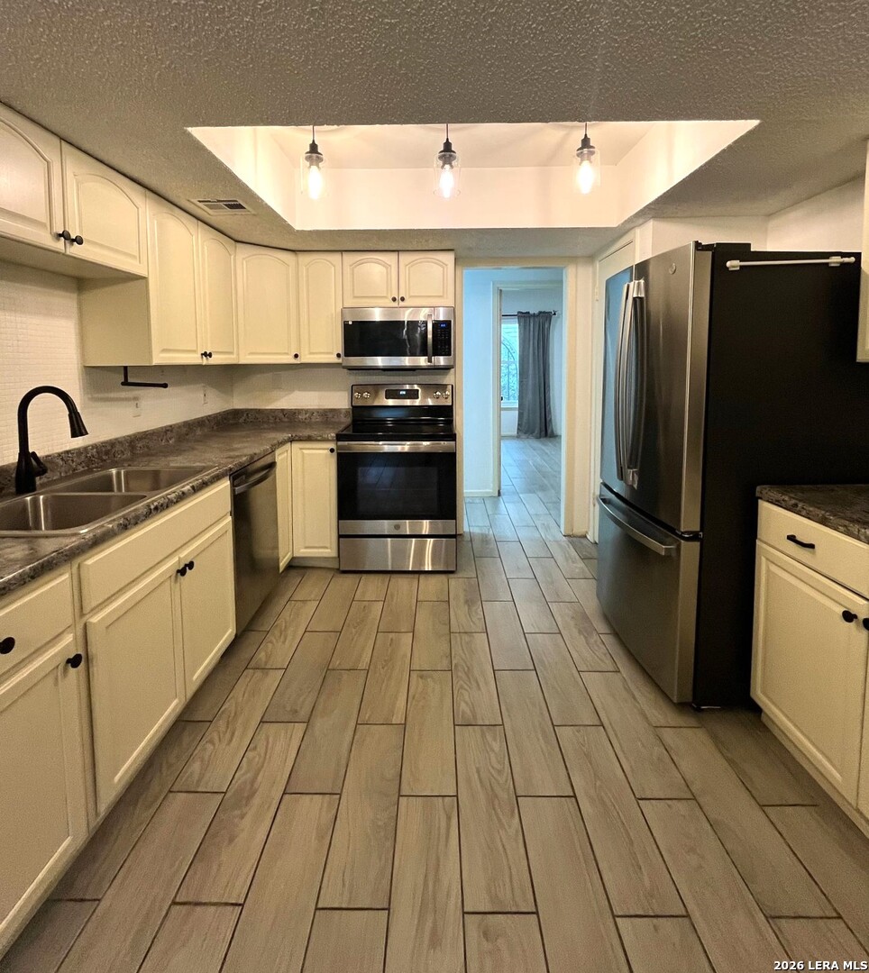 6718 Chelsea Wood San Antonio TX 78239