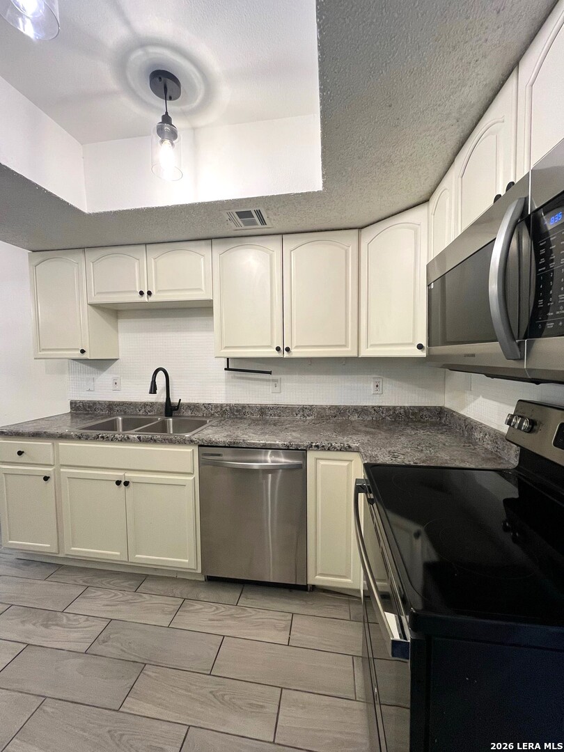 6718 Chelsea Wood San Antonio TX 78239