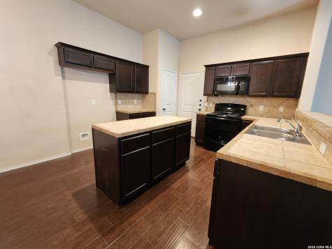 712 Creekside Circle New Braunfels TX 78130