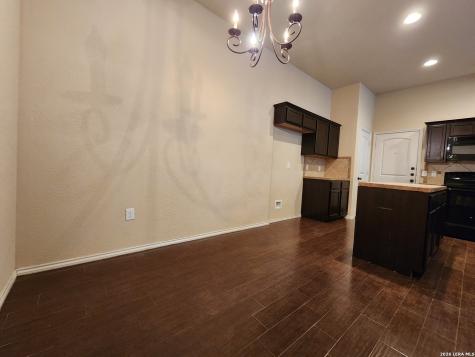 712 Creekside Circle New Braunfels TX 78130