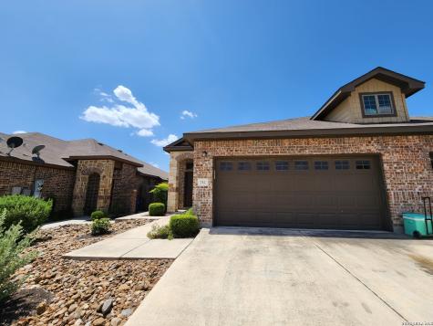 712 Creekside Circle New Braunfels TX 78130