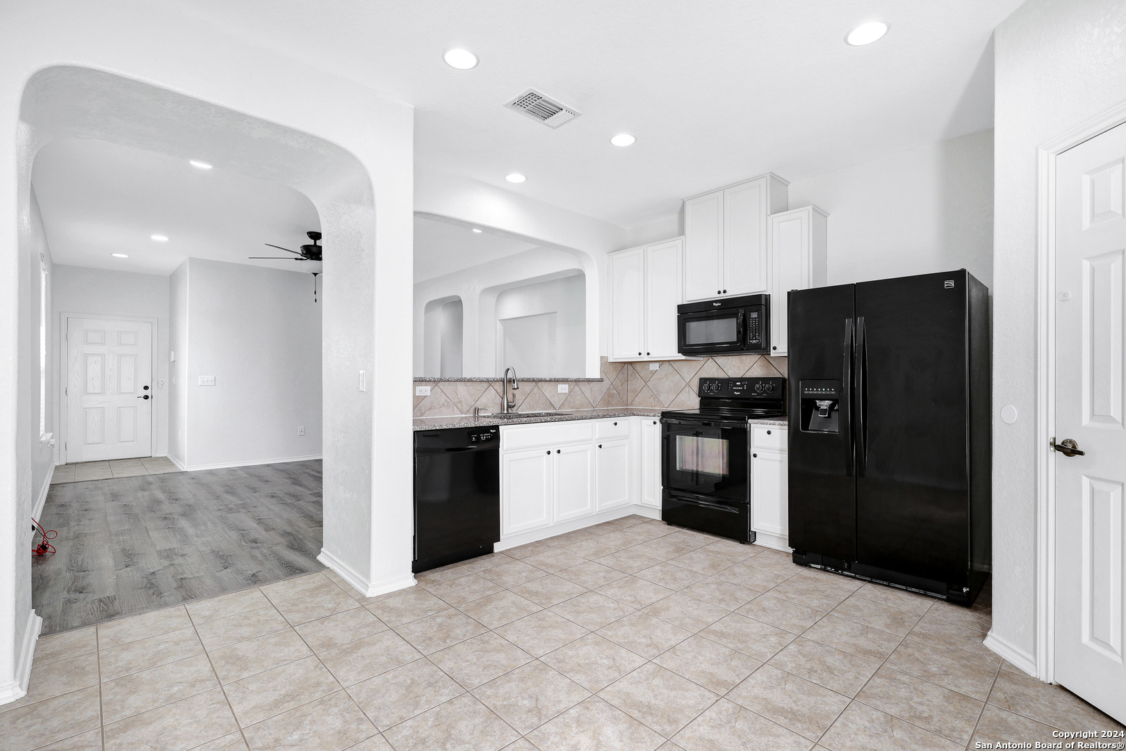 6126 Plumbago Place San Antonio TX 78218