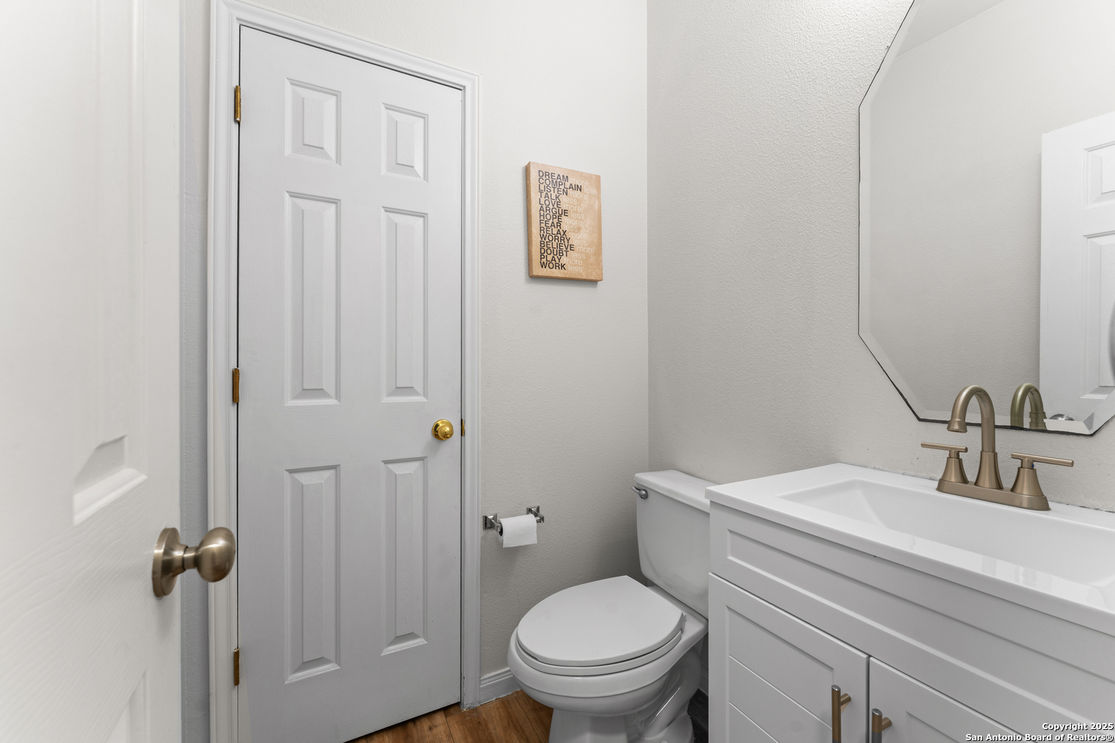 807 Midway Crest San Antonio TX 78258