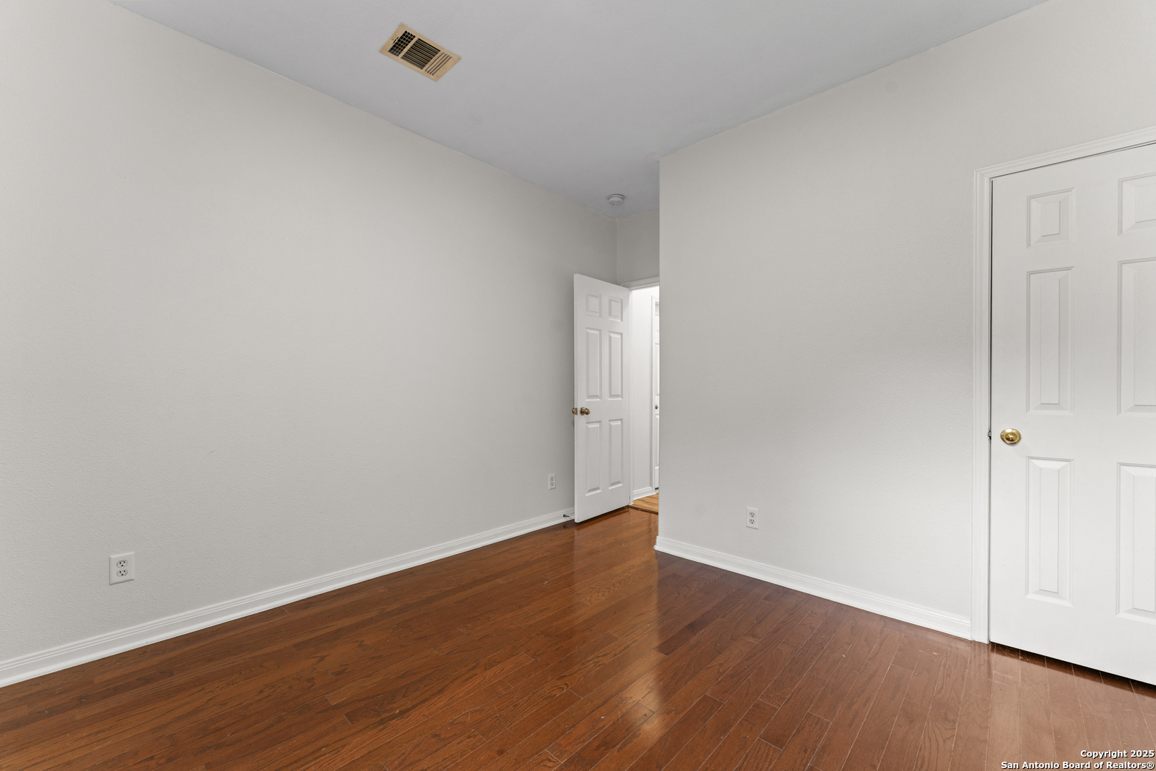 807 Midway Crest San Antonio TX 78258