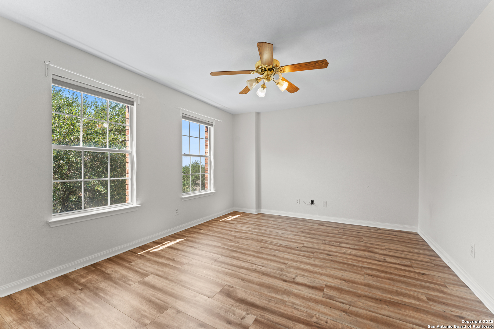 807 Midway Crest San Antonio TX 78258