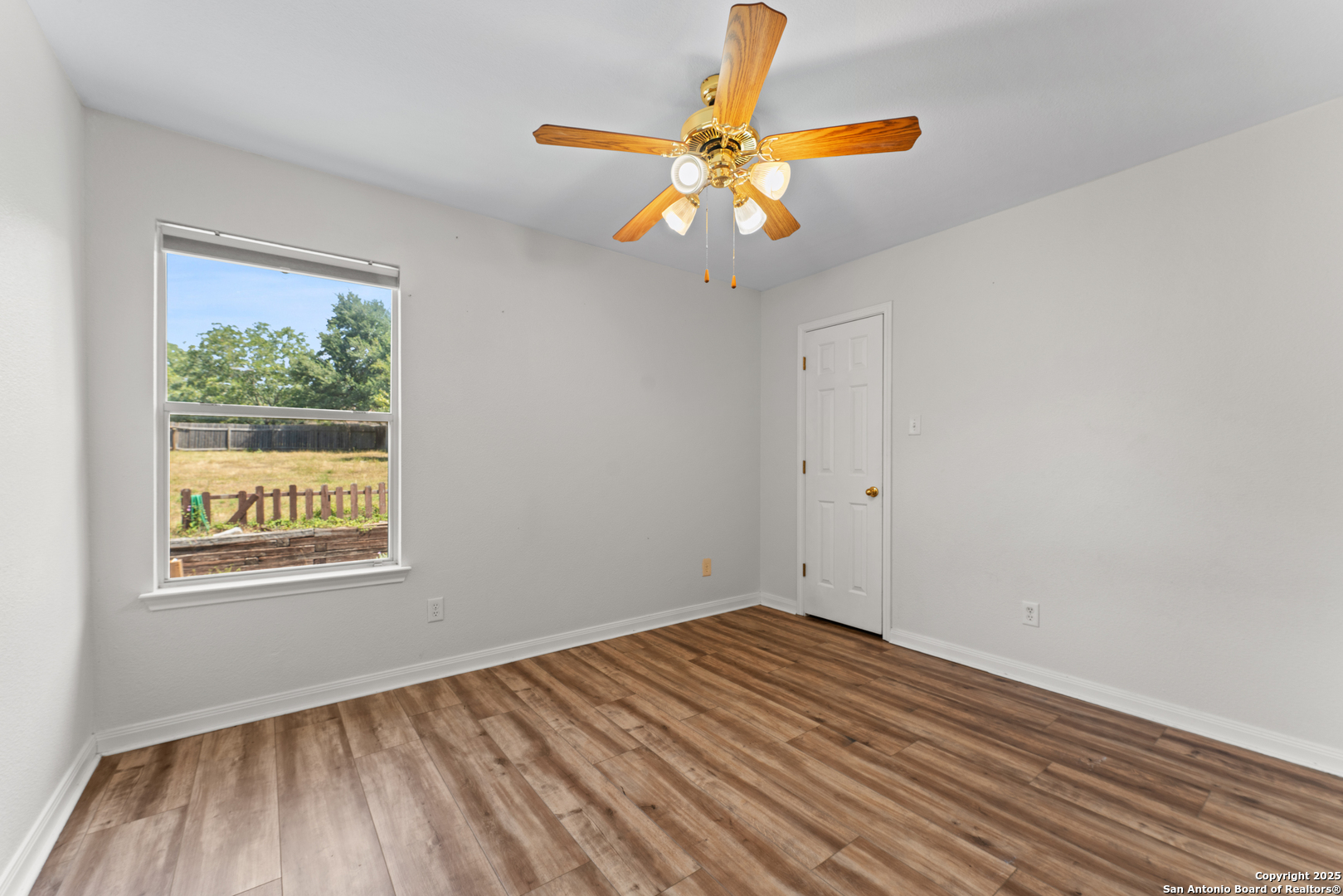 807 Midway Crest San Antonio TX 78258