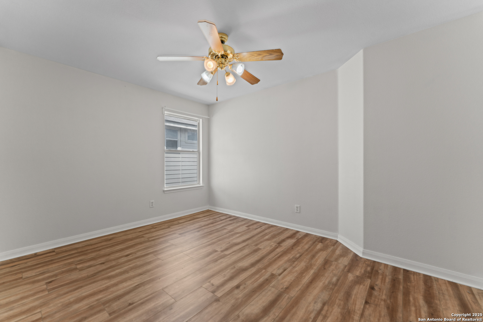 807 Midway Crest San Antonio TX 78258