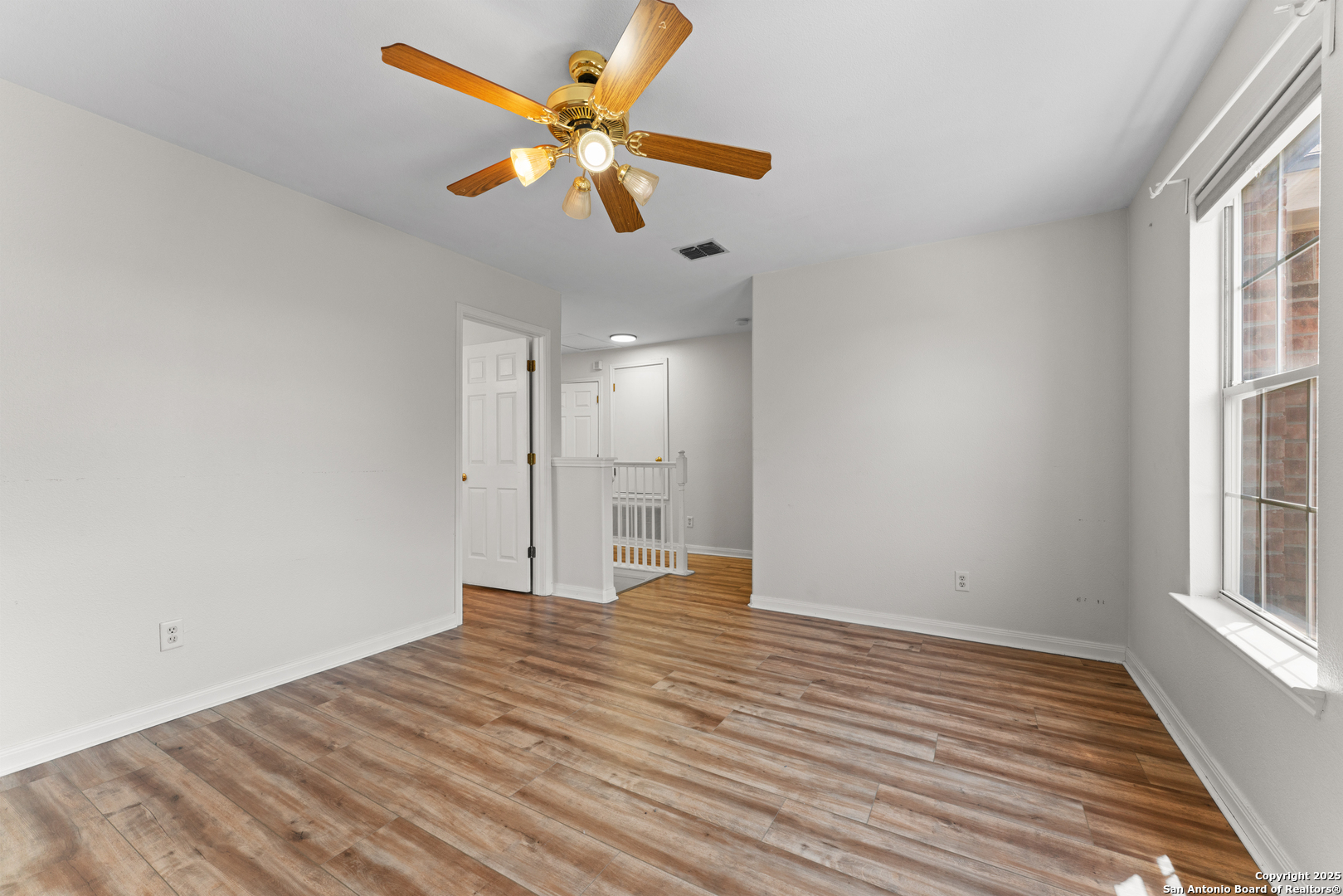 807 Midway Crest San Antonio TX 78258