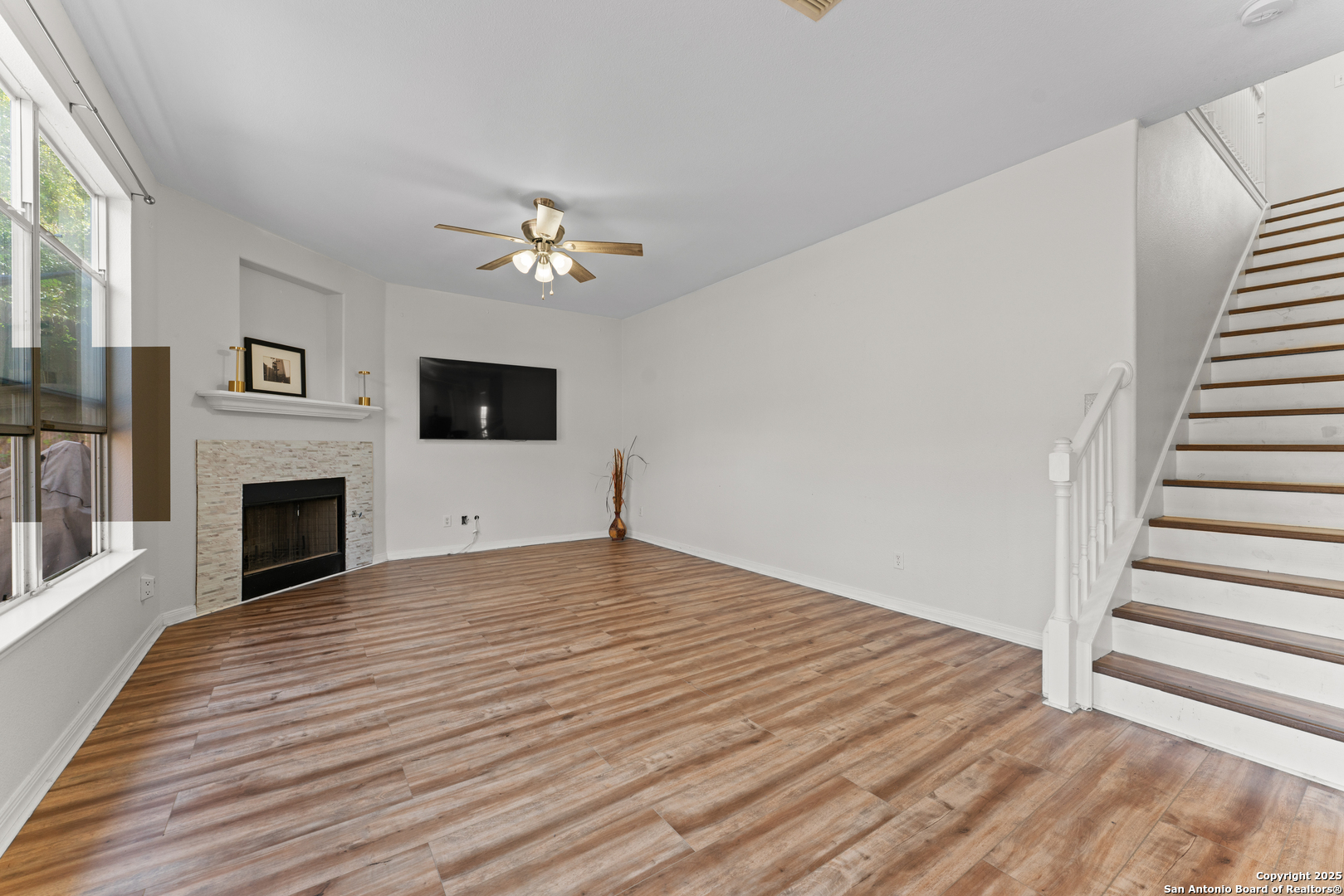 807 Midway Crest San Antonio TX 78258
