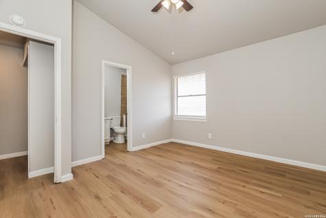 7802 Richard Frank Way San Antonio TX 78240