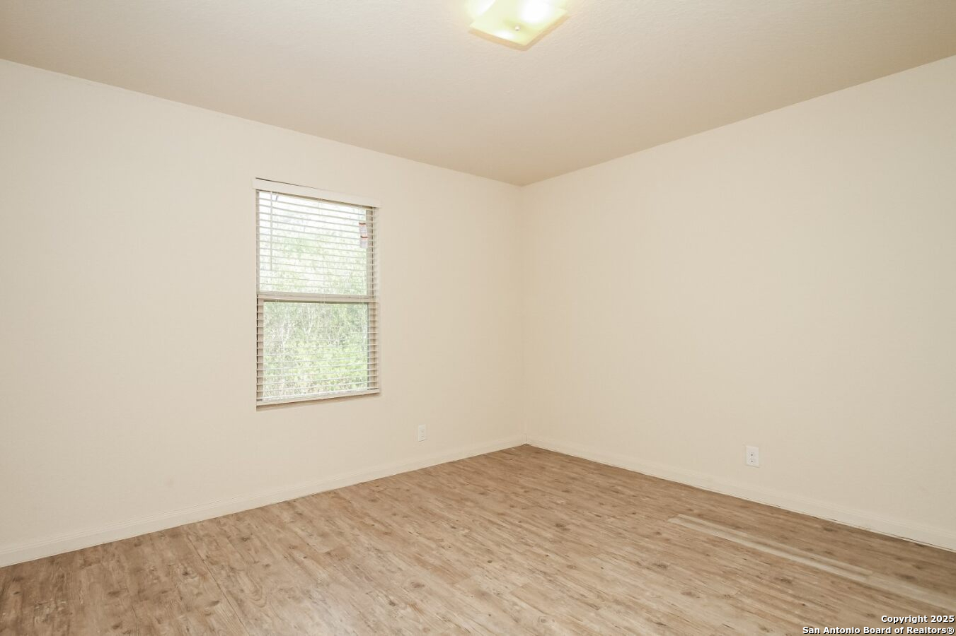 8615 Tesoro Hills San Antonio TX 78242