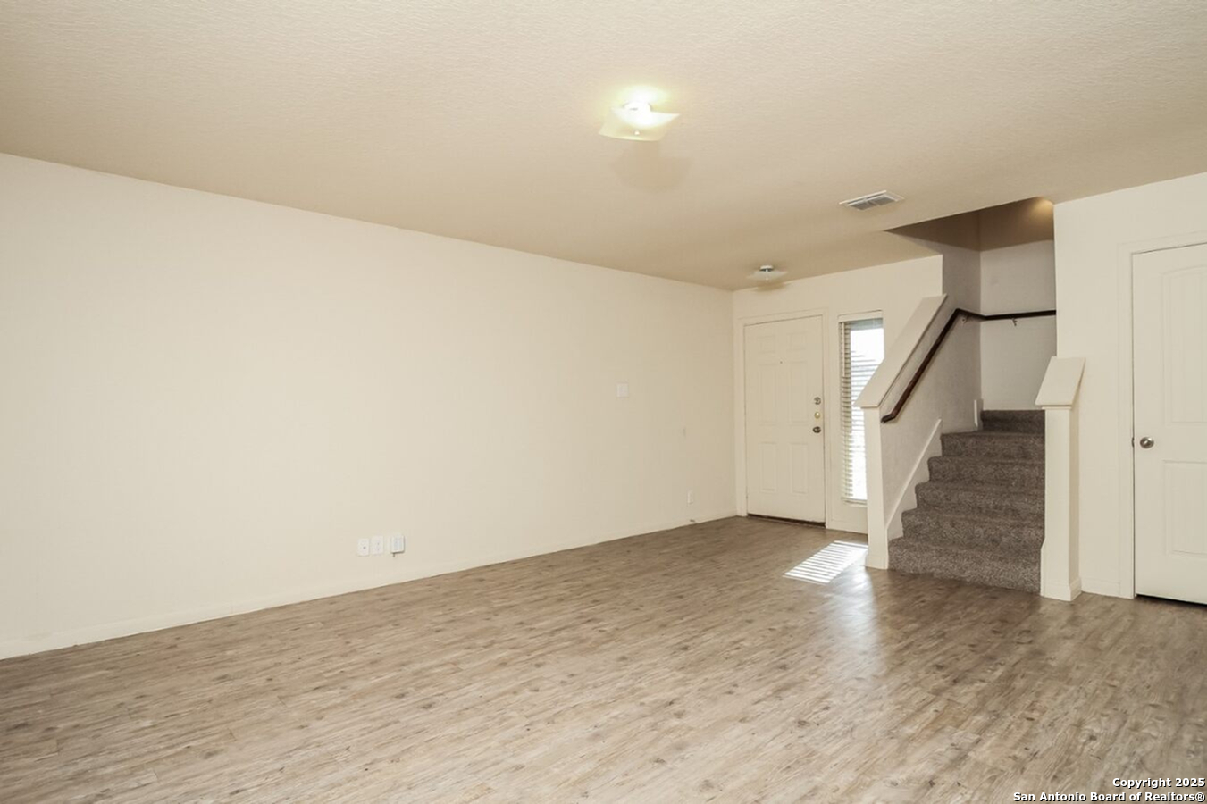 8615 Tesoro Hills San Antonio TX 78242
