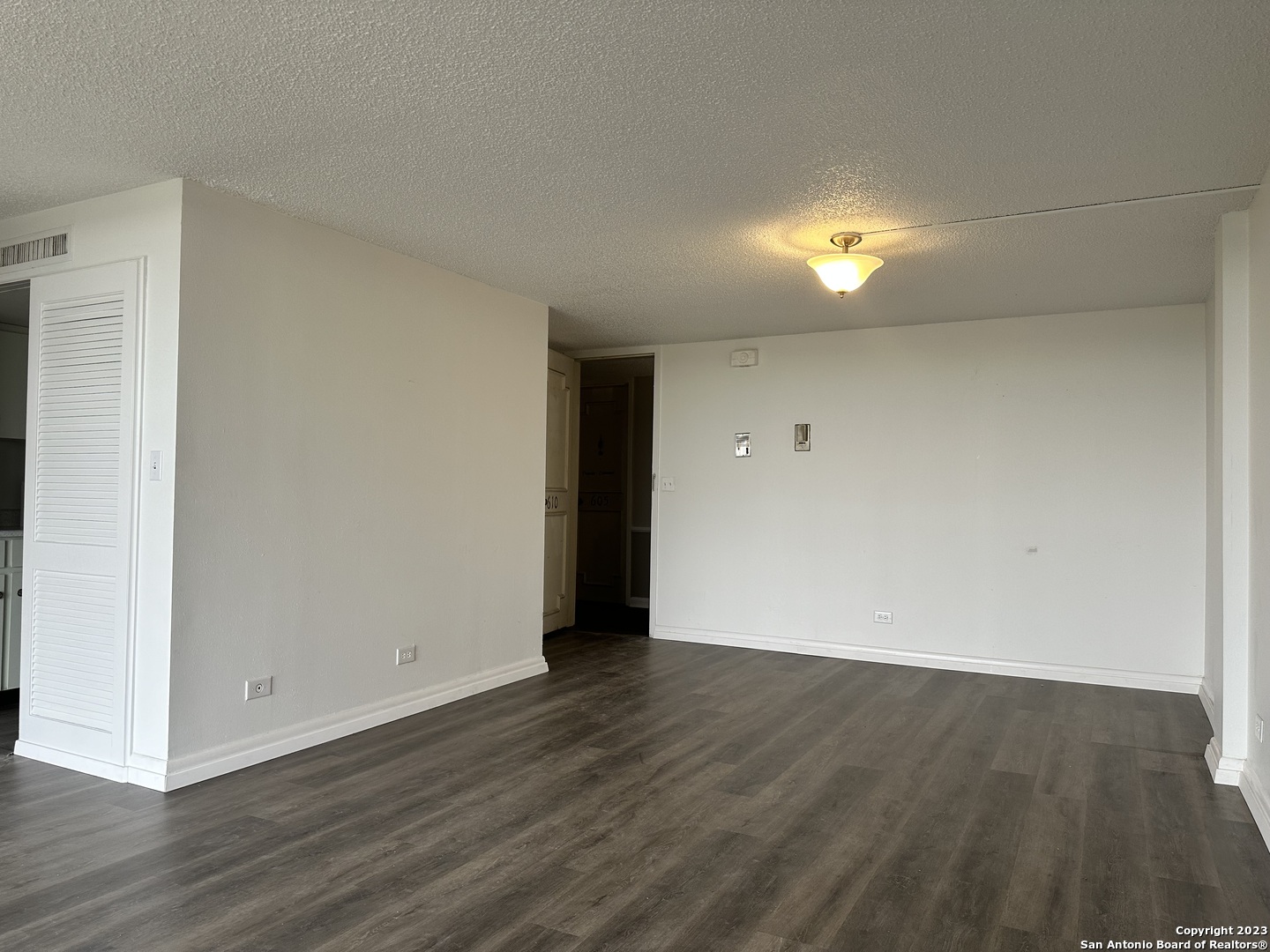7039 San Pedro Avenue San Antonio TX 78216