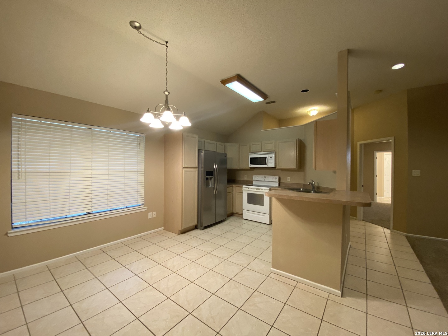 2712 Woodland Drive Pleasanton TX 78064