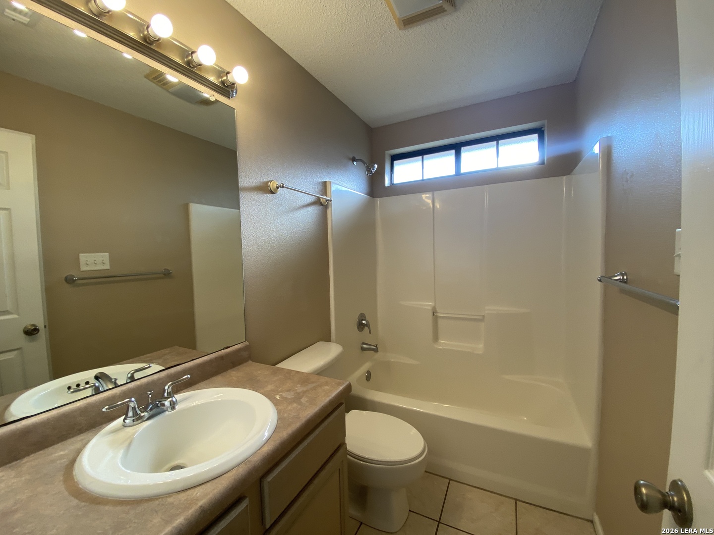 2712 Woodland Drive Pleasanton TX 78064