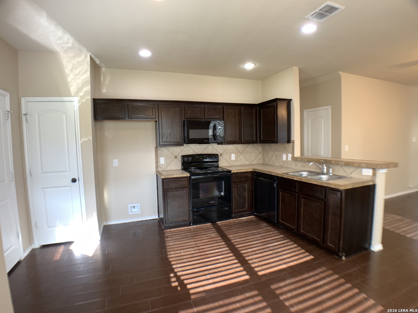 1140 Brown Rock Drive New Braunfels TX 78130