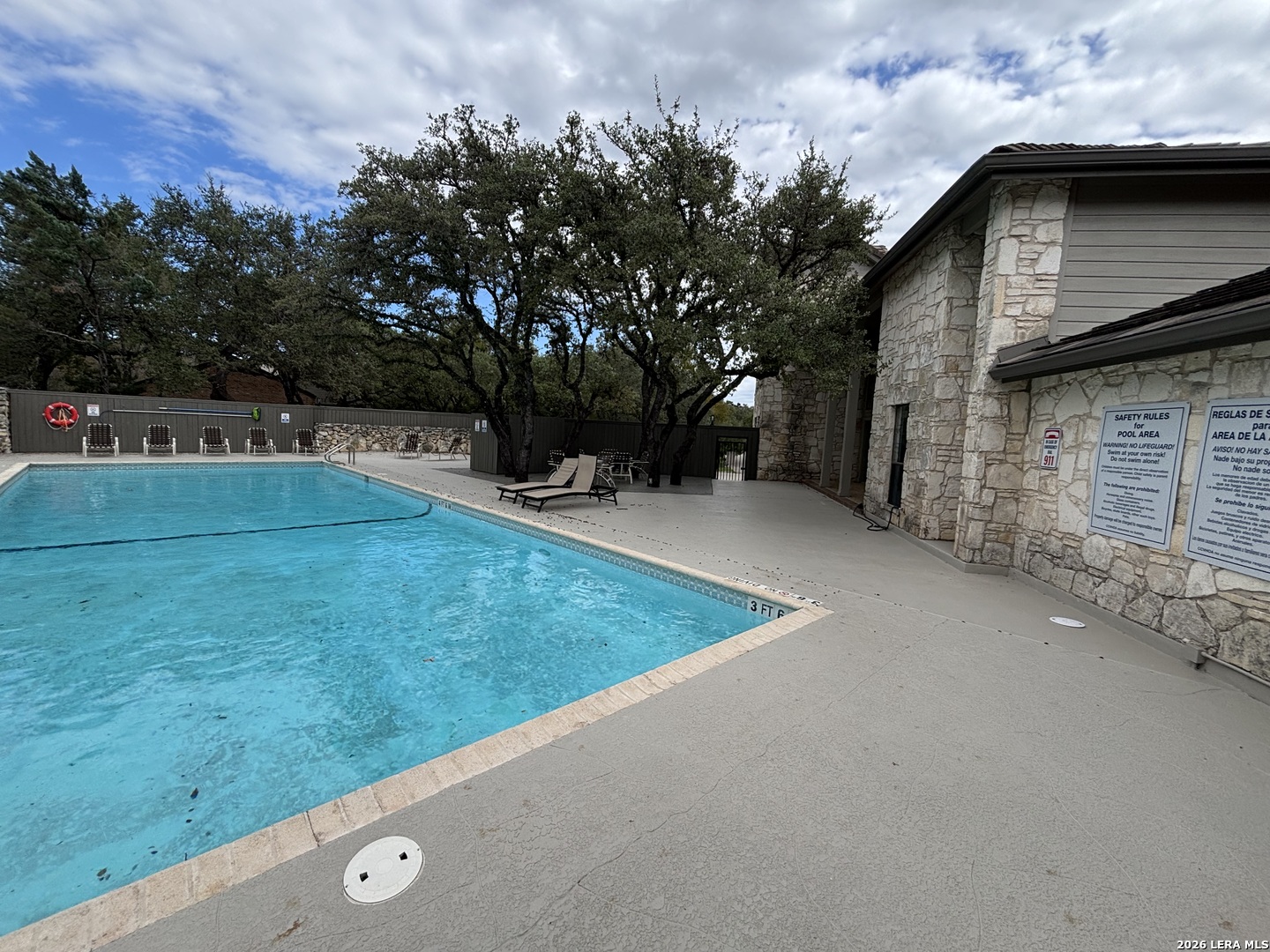 1223 Golden Pond San Antonio TX 78248
