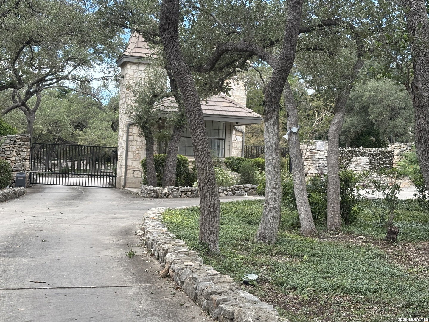 1223 Golden Pond San Antonio TX 78248