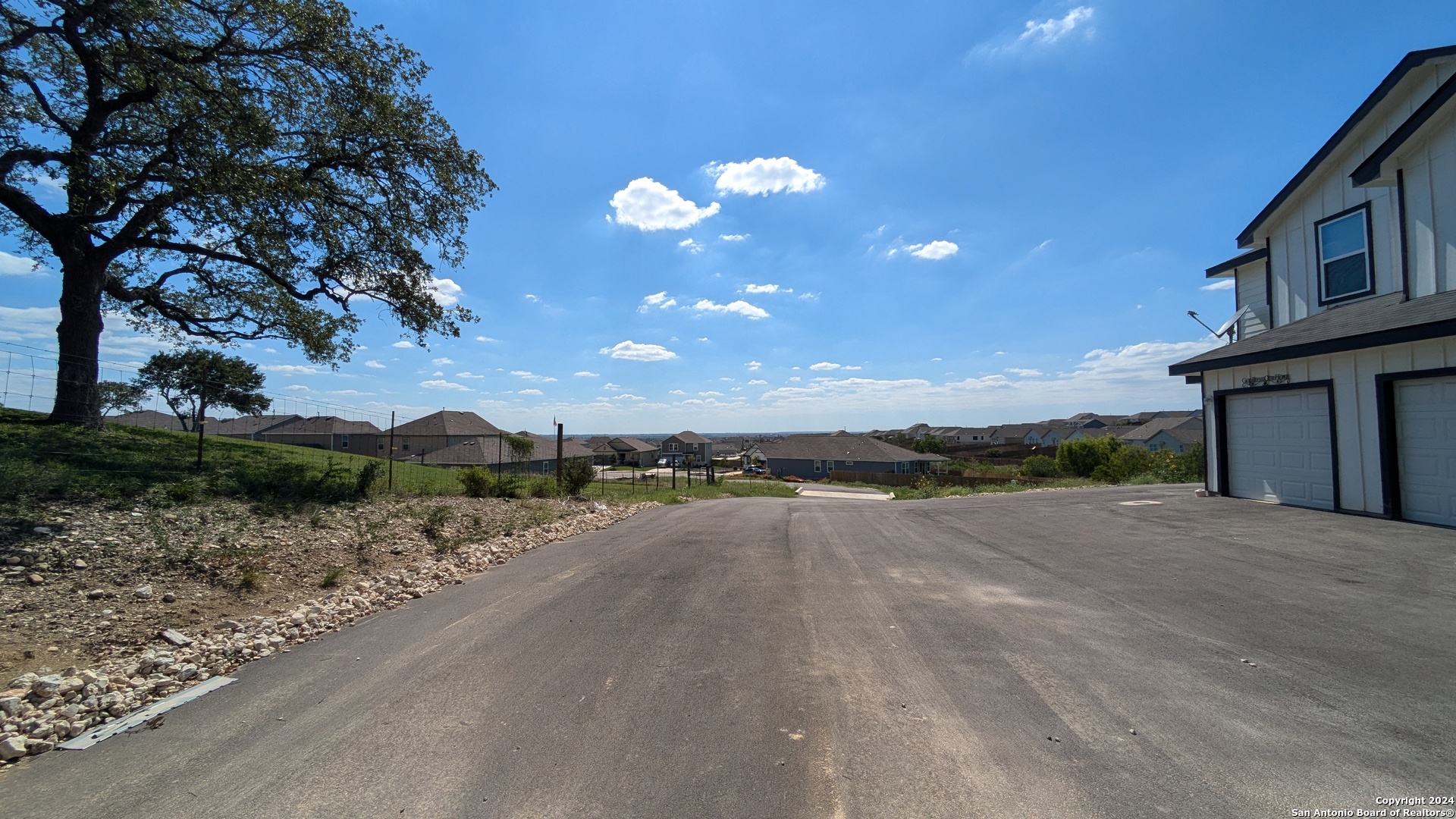 5330 Lisa Converse TX 78152
