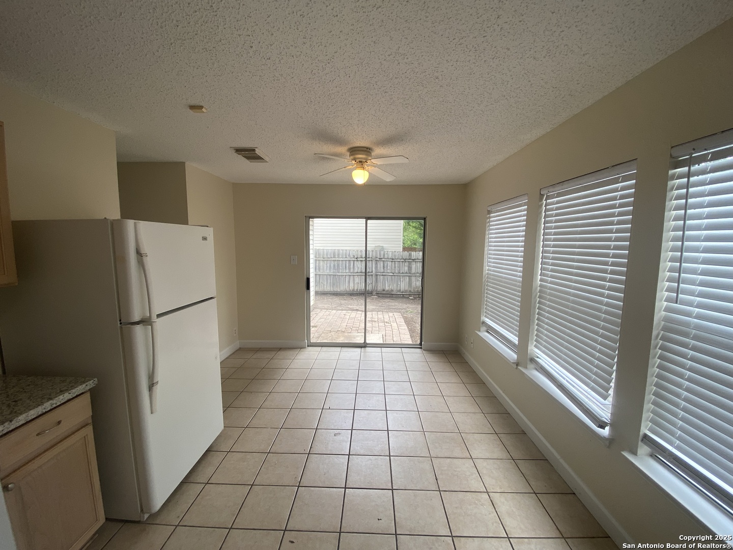 8802 Bridgefield San Antonio TX 78240