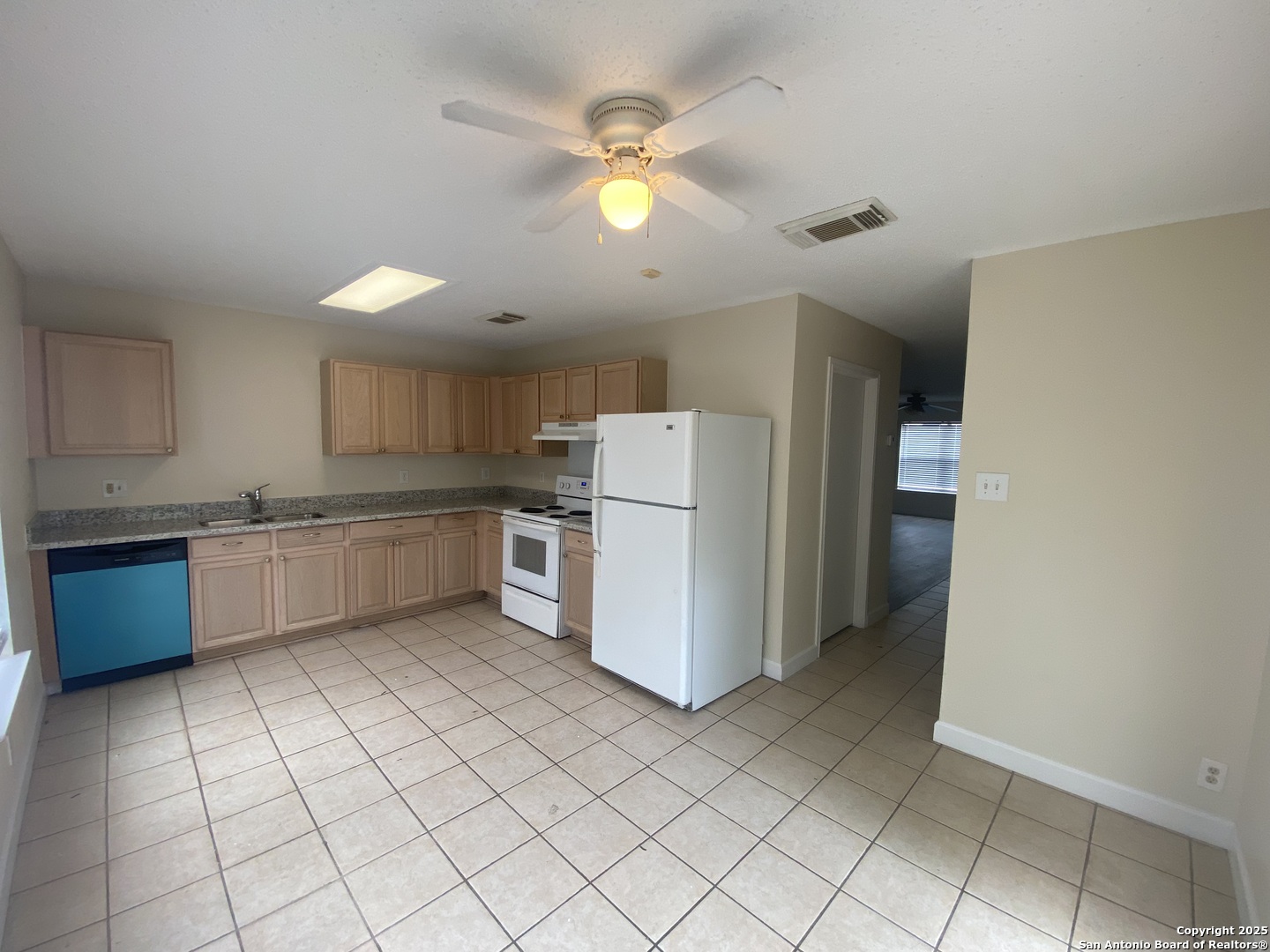 8802 Bridgefield San Antonio TX 78240