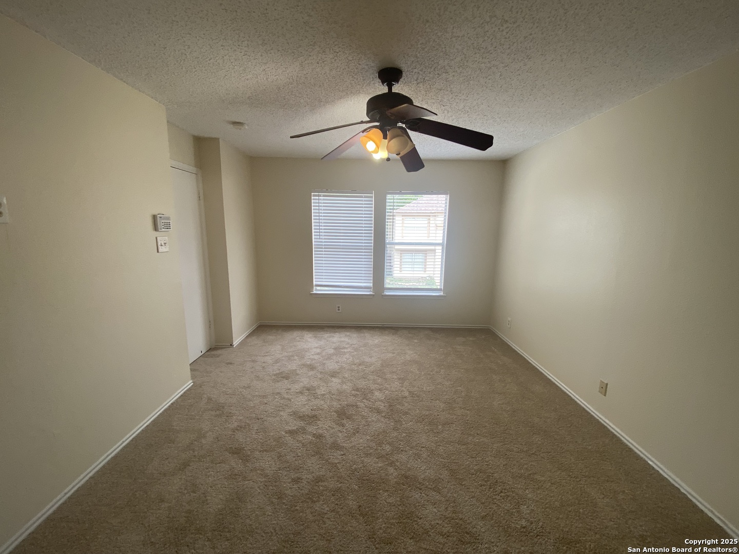 8802 Bridgefield San Antonio TX 78240