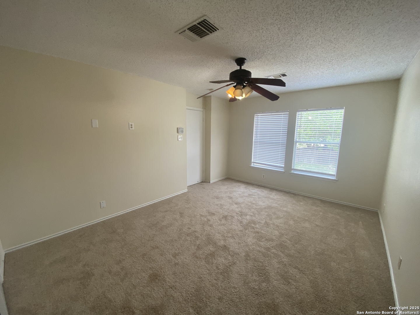 8802 Bridgefield San Antonio TX 78240