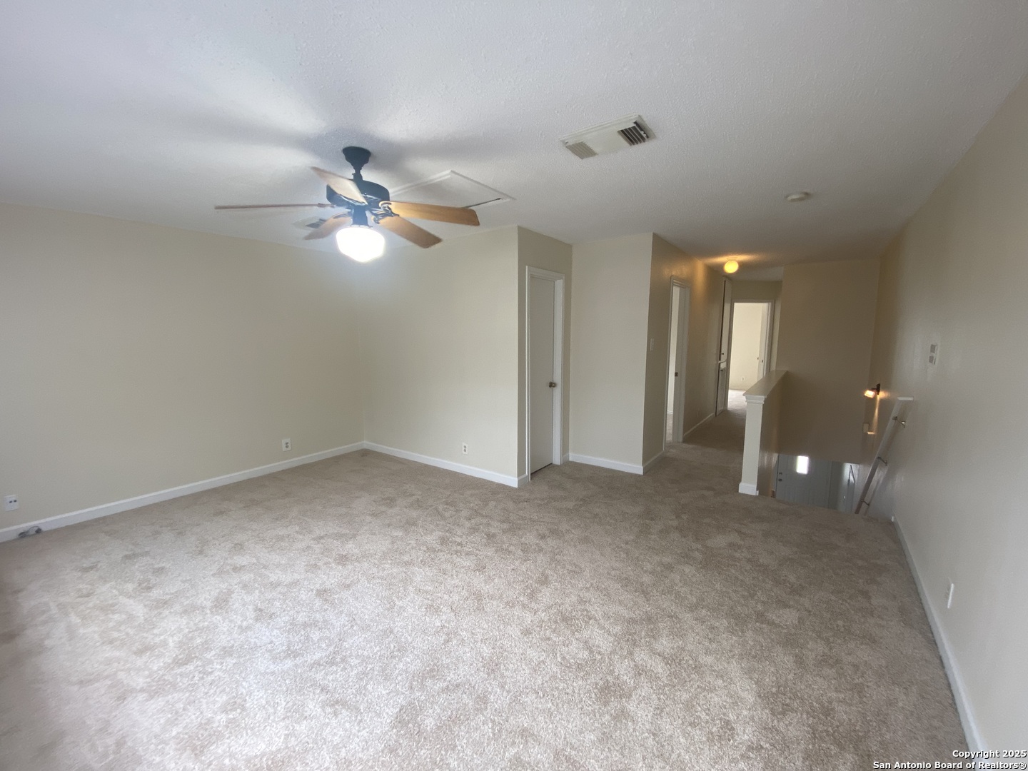 8802 Bridgefield San Antonio TX 78240