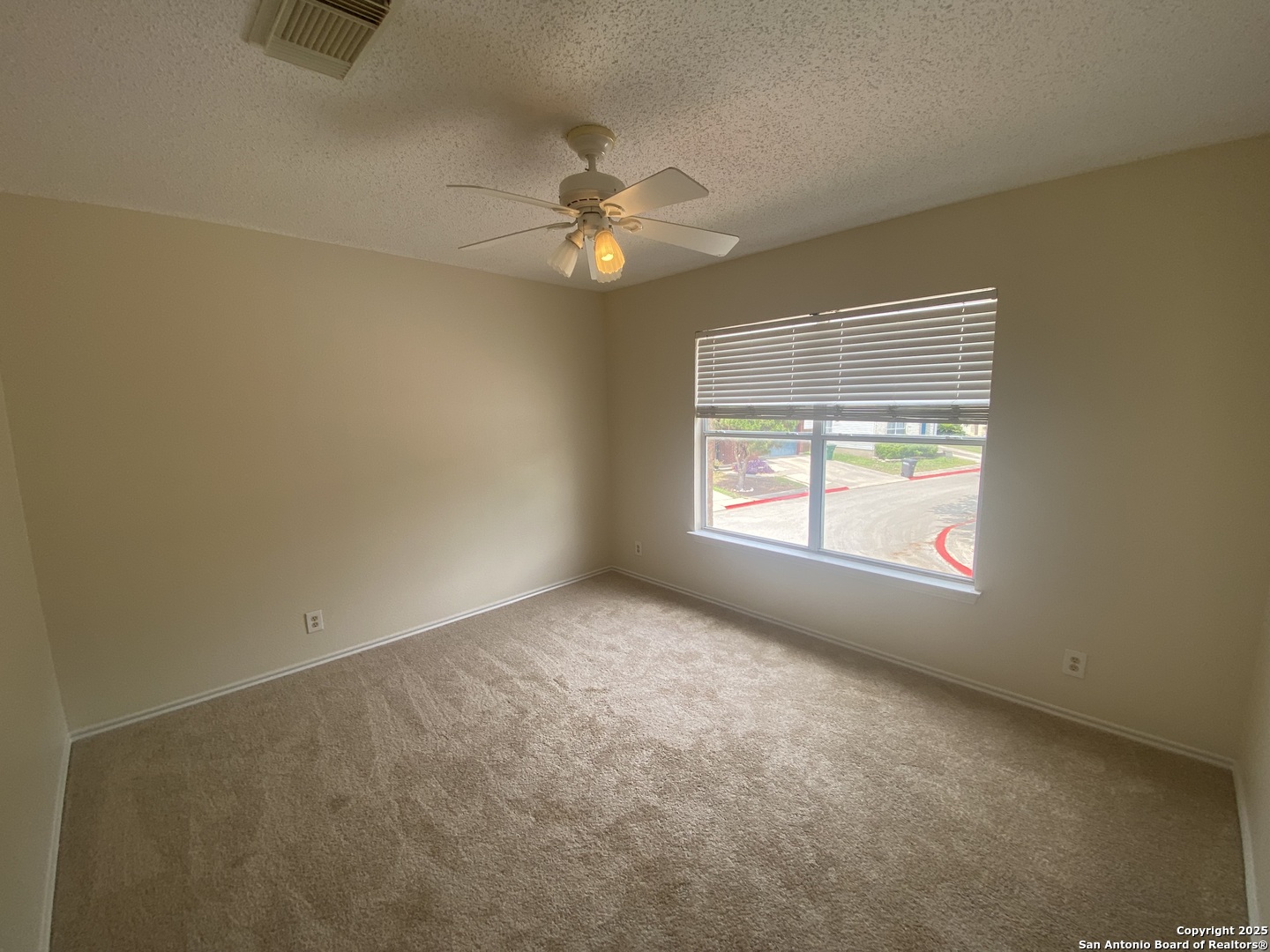 8802 Bridgefield San Antonio TX 78240