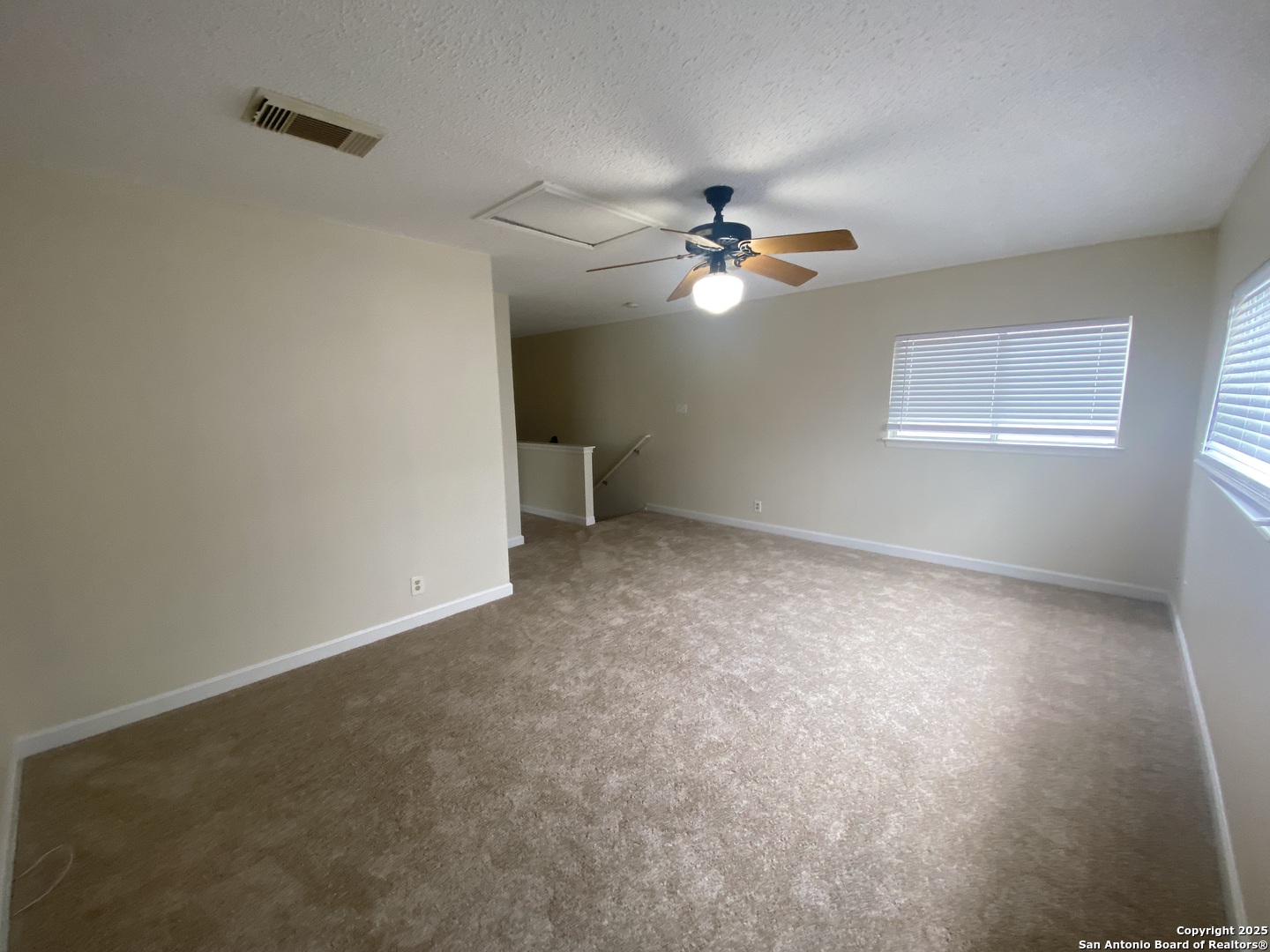 8802 Bridgefield San Antonio TX 78240