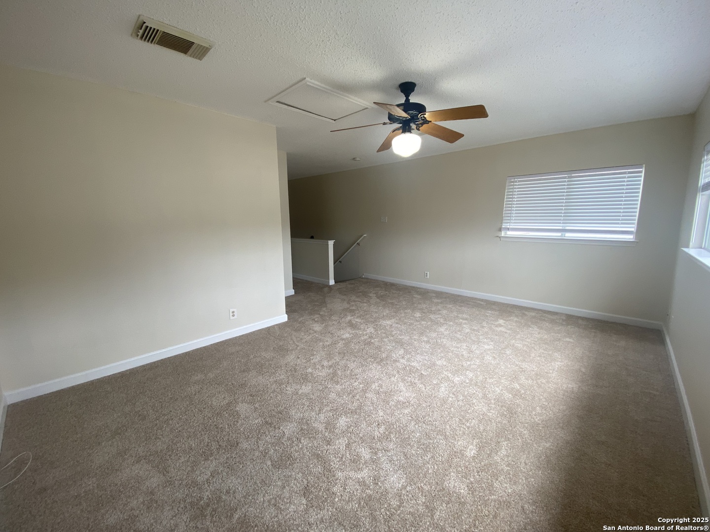 8802 Bridgefield San Antonio TX 78240
