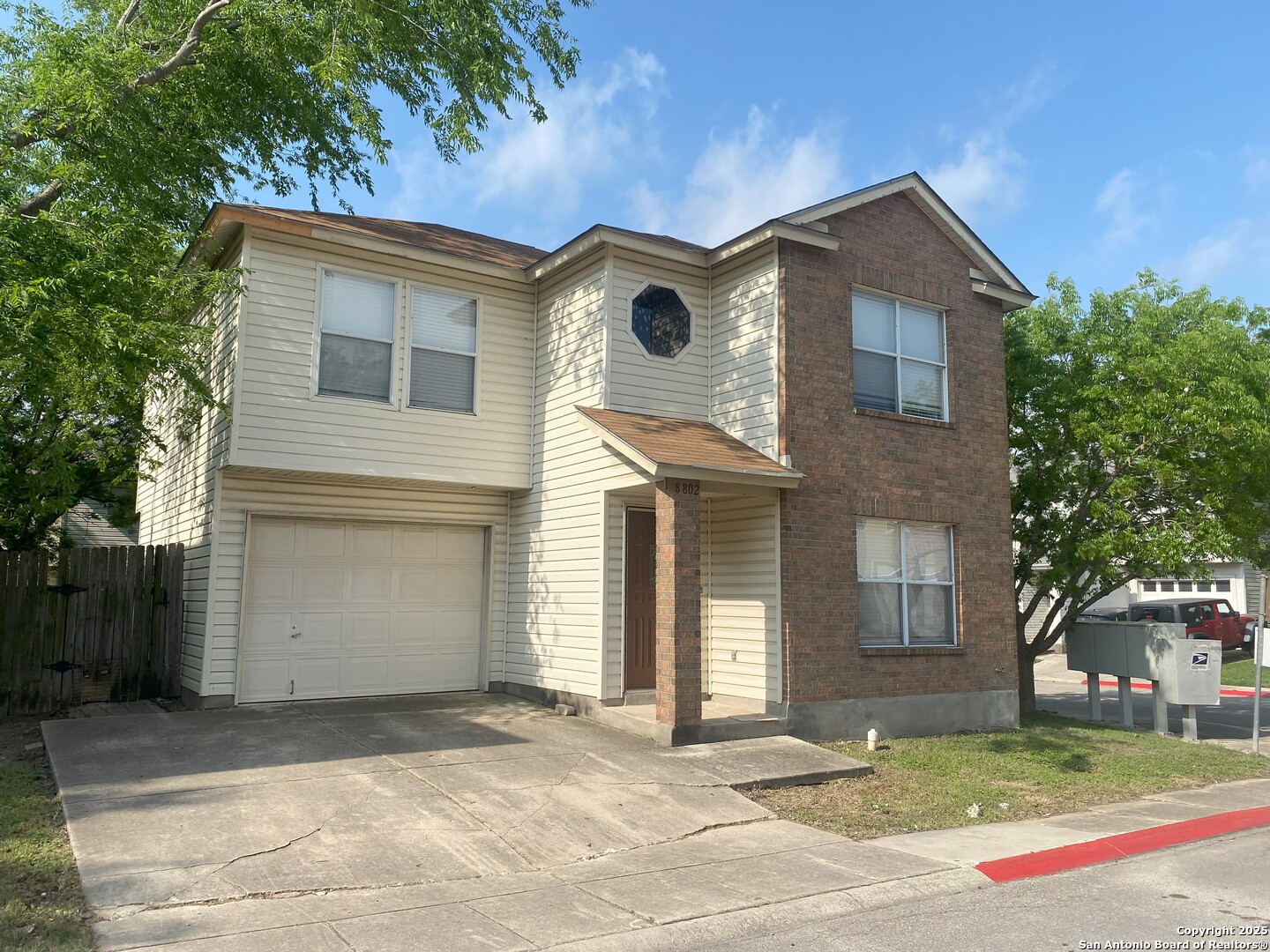 8802 Bridgefield San Antonio TX 78240