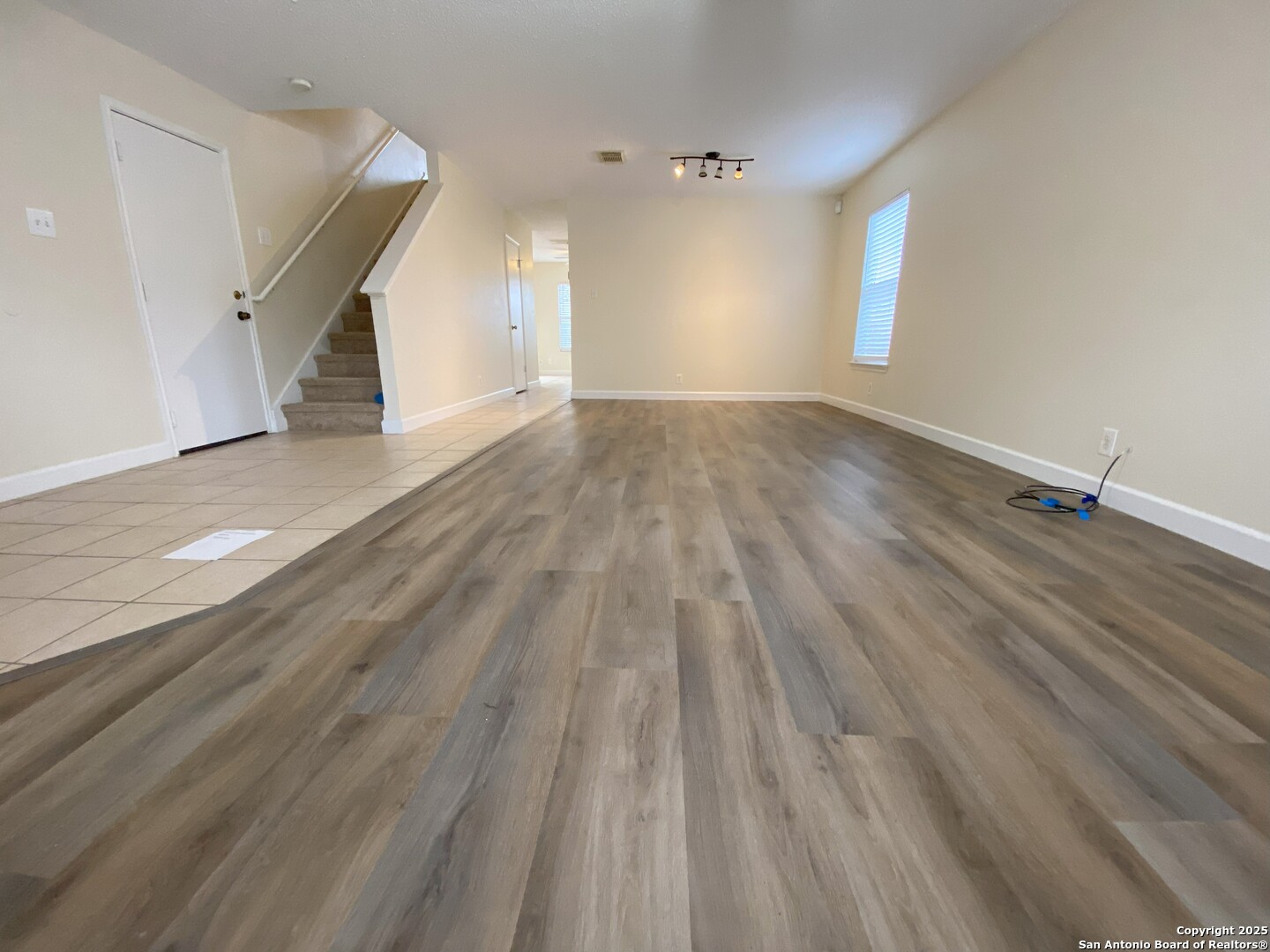 8802 Bridgefield San Antonio TX 78240