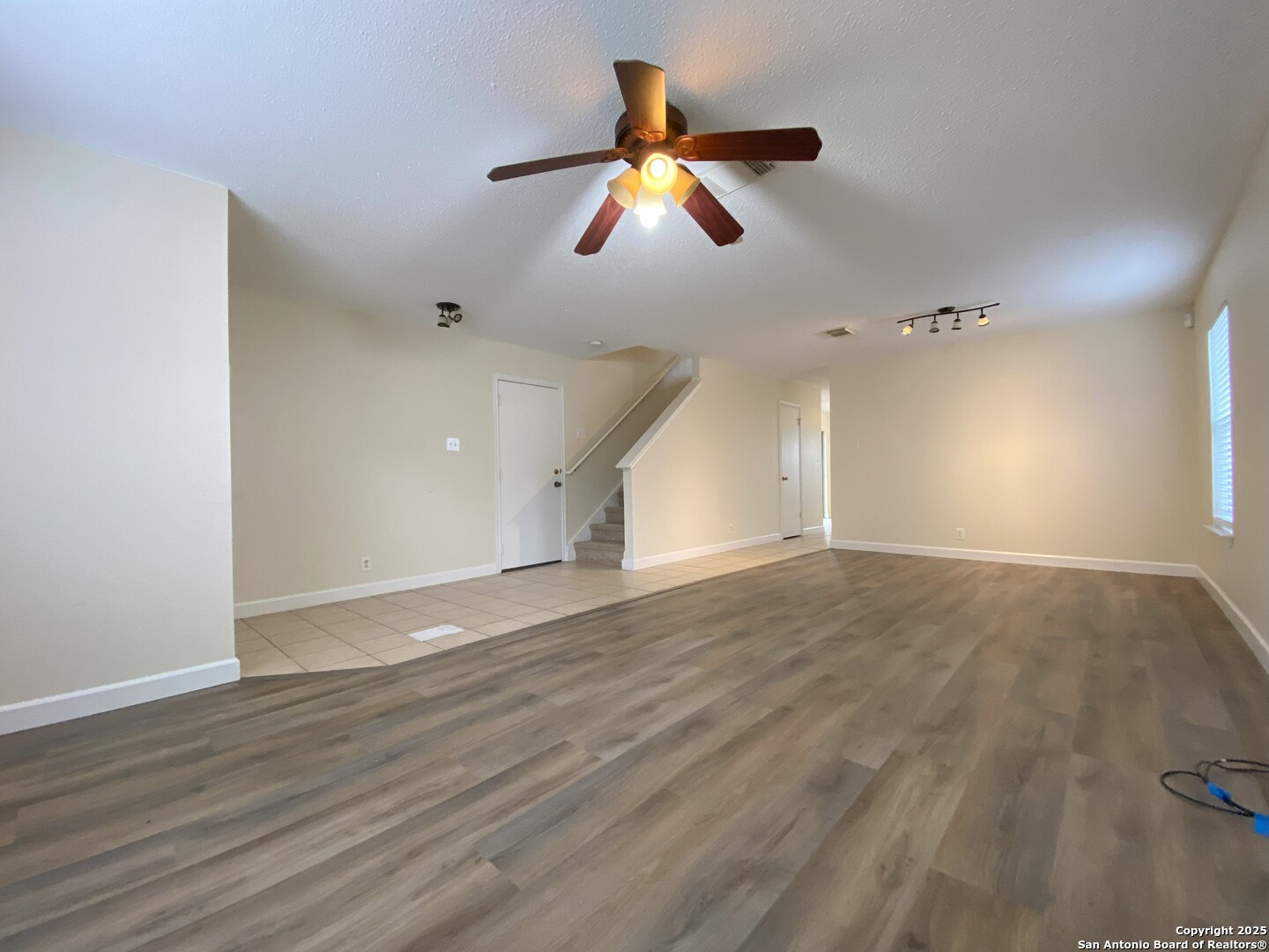 8802 Bridgefield San Antonio TX 78240