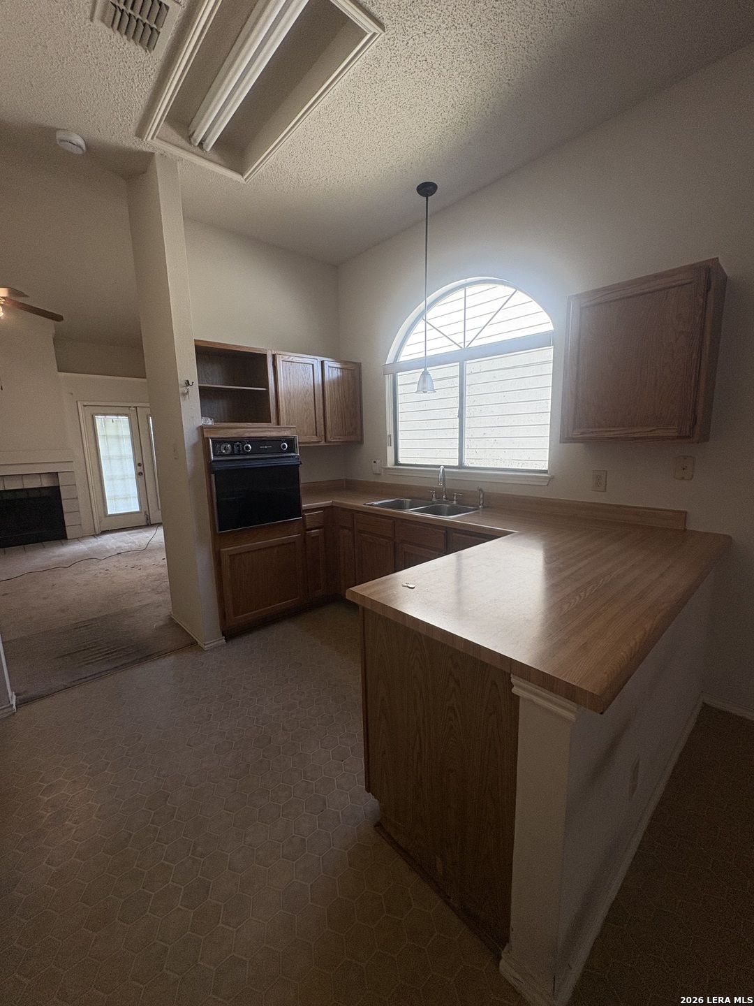 9307 Valley Gate San Antonio TX 78250