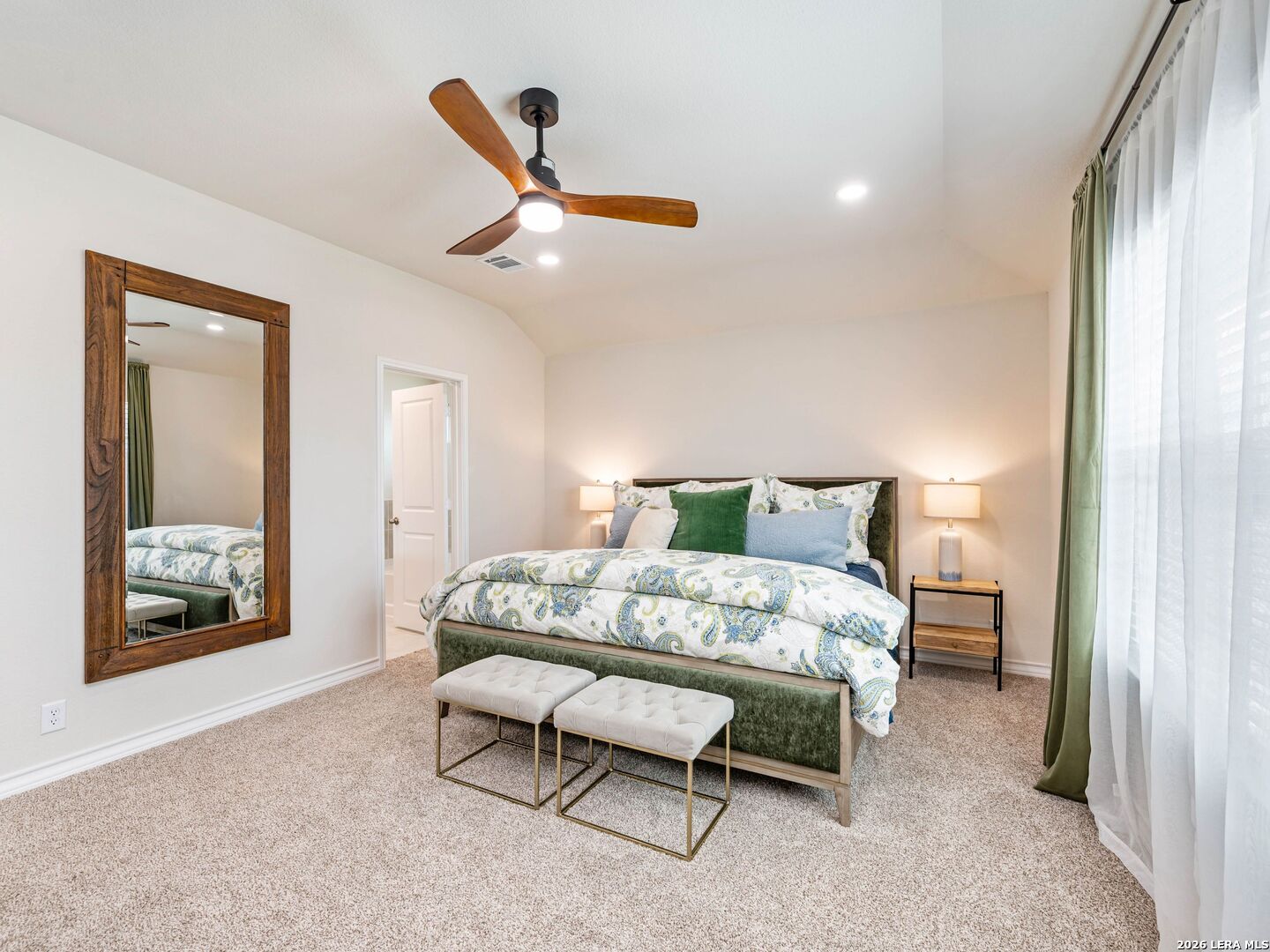22607 Green Jacket San Antonio TX 78261