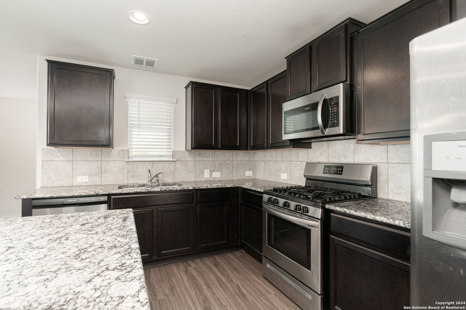 2611 Barbwire Way San Antonio TX 78244