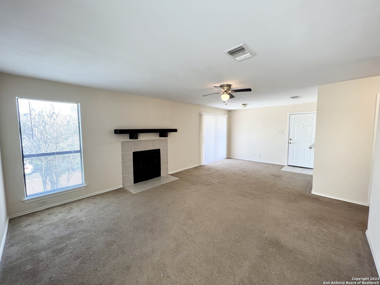 810 Station Street Converse TX 78109