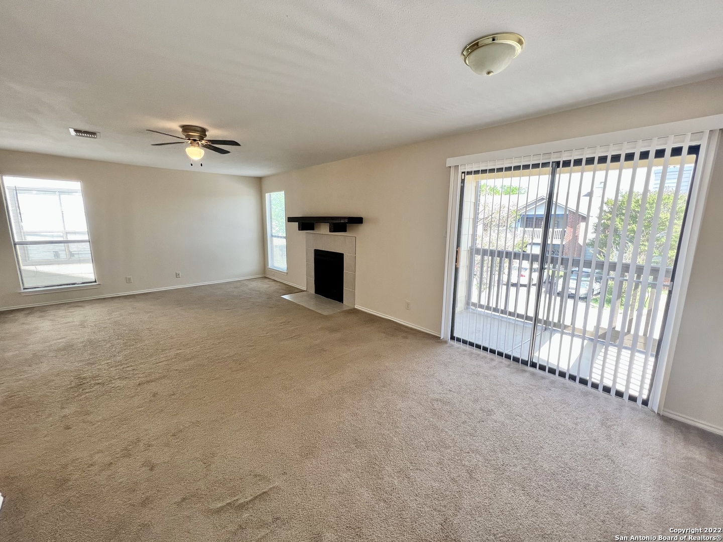 810 Station Street Converse TX 78109