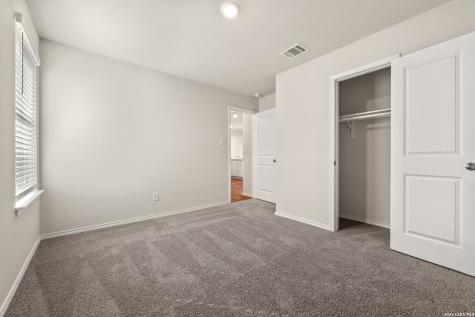 15610 Garam Trail Von Ormy TX 78073