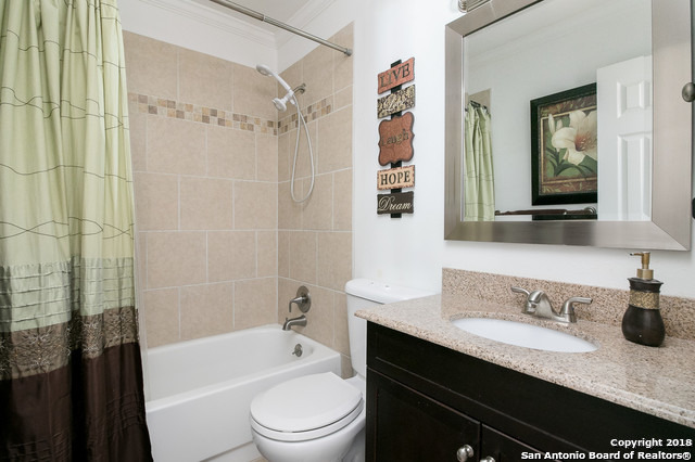 11813 Splintered Oak Live Oak TX 78233