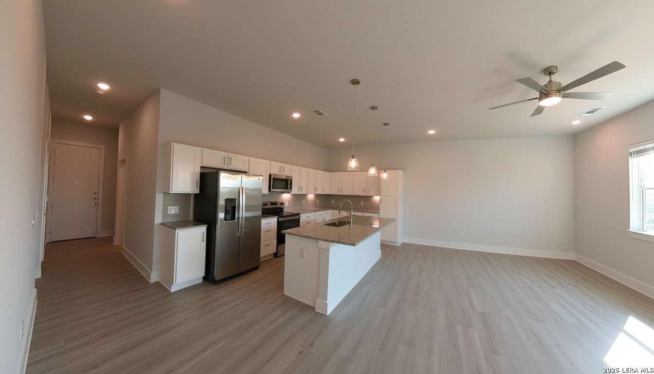 330 E Carson San Antonio TX 78208