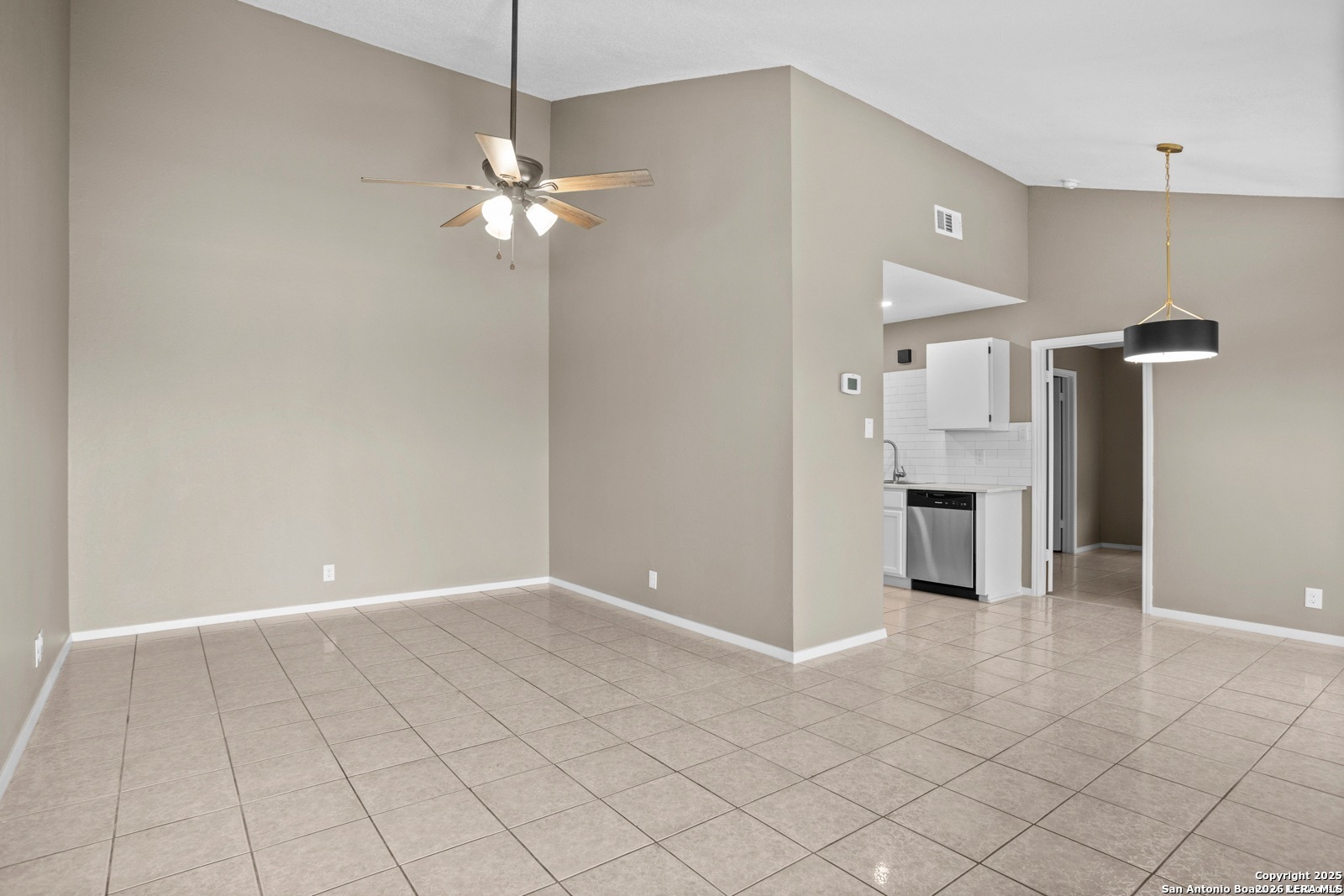 5281 Meadow Rise Street San Antonio TX 78250