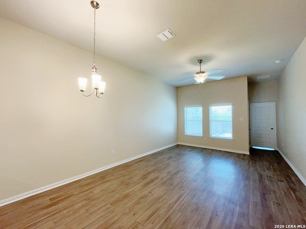 5435 Devils Gate Converse TX 78109