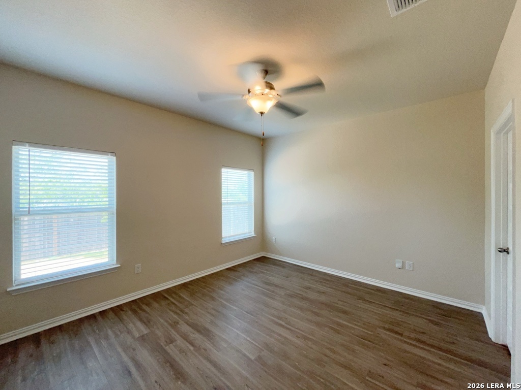 5435 Devils Gate Converse TX 78109