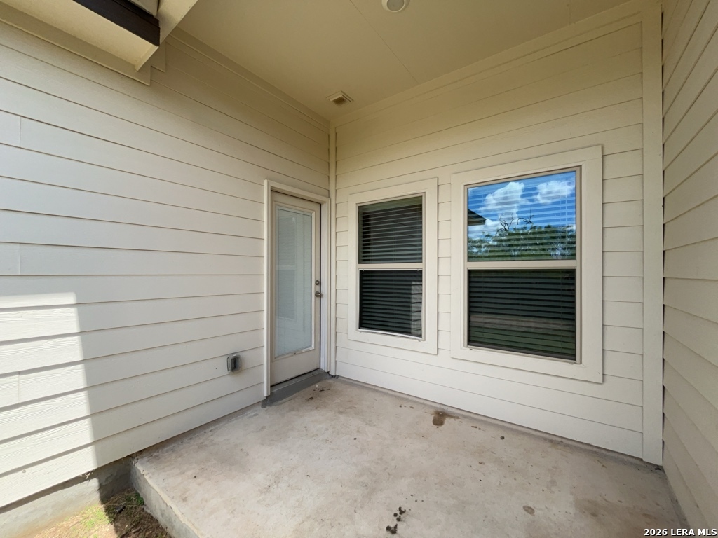 5435 Devils Gate Converse TX 78109