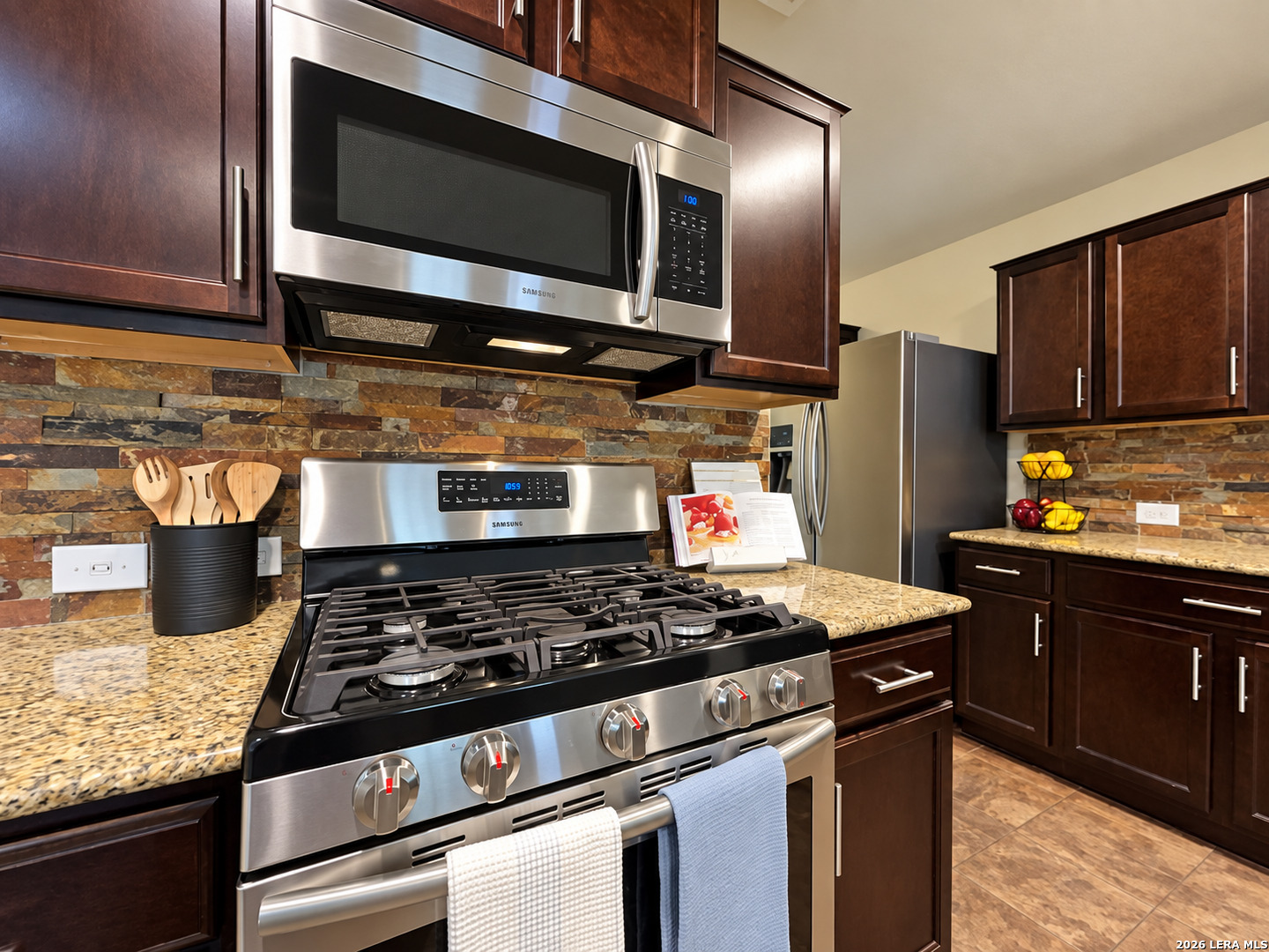 12207 Bening Valley Schertz TX 78154