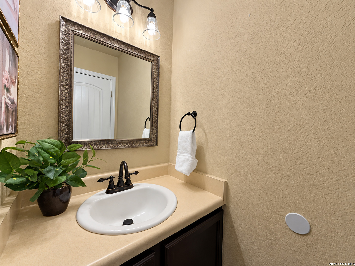 12207 Bening Valley Schertz TX 78154
