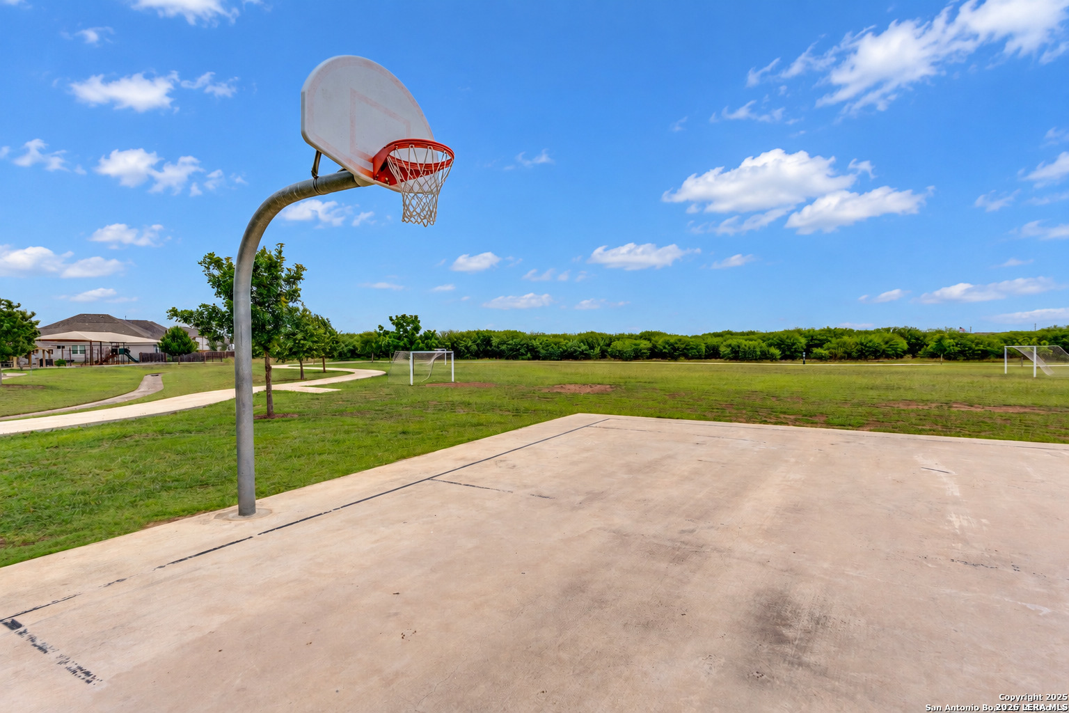 12207 Bening Valley Schertz TX 78154