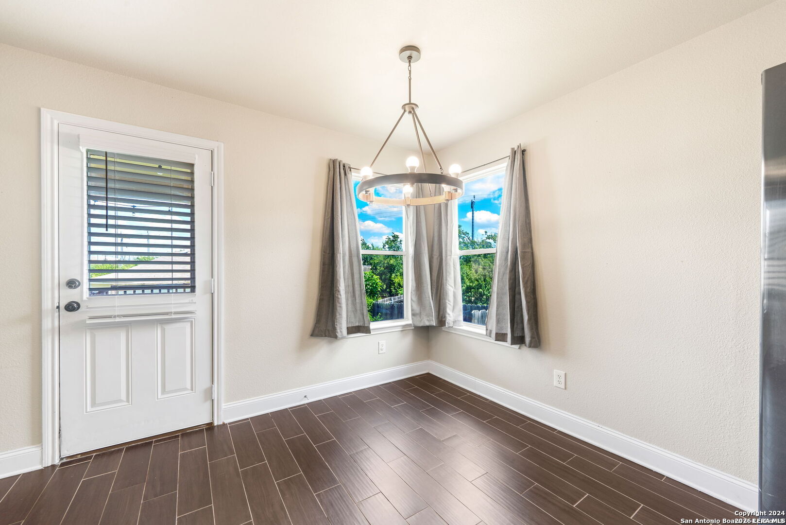 5006 Fountain Hill San Antonio TX 78244